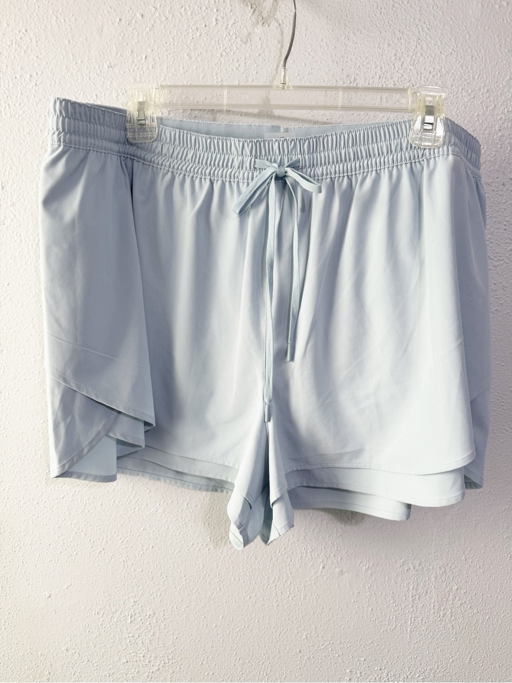 CALIA by Carrie Underwood Light Blue Layered Hem Athletic Shorts xl NWT
